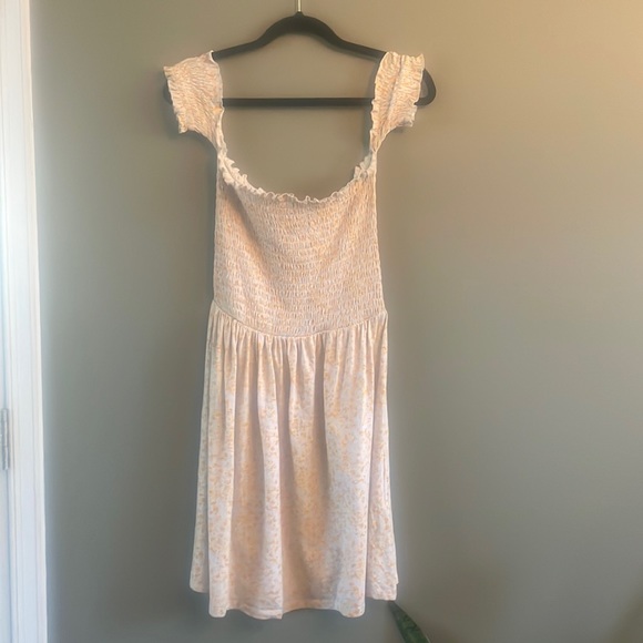 Billabong Dresses & Skirts - BOGO NWOT Billabong off shoulder dress